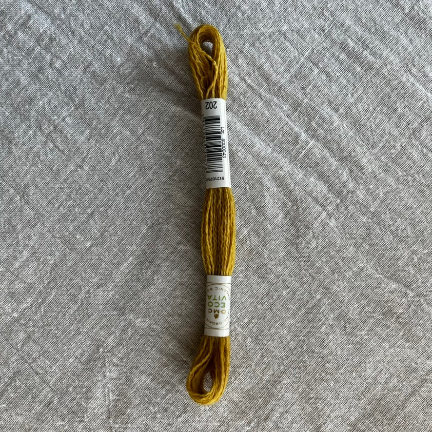 Broderigarn af økologisk uld, varmgul - Dear Atelier