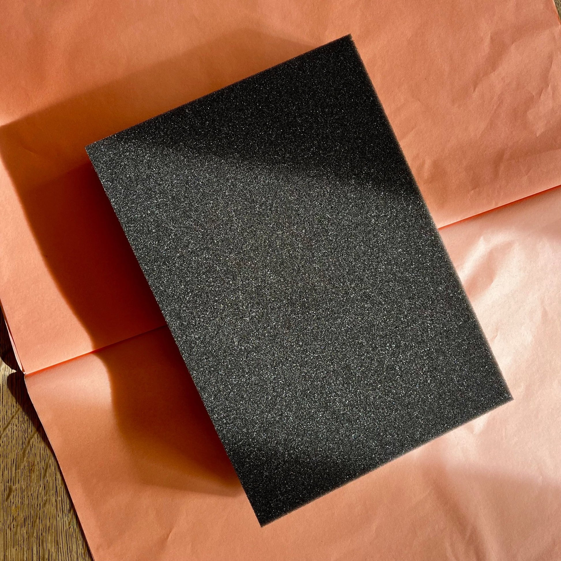 Stor filteplade i holdbar kvalitet - Dear Atelier