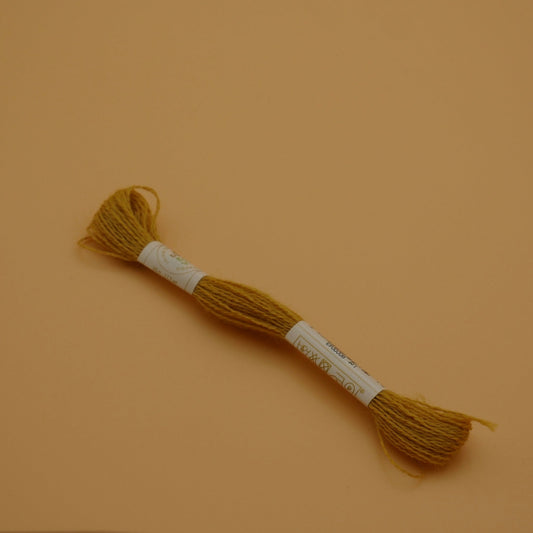 Broderigarn af økologisk uld, varmgul - Dear Atelier